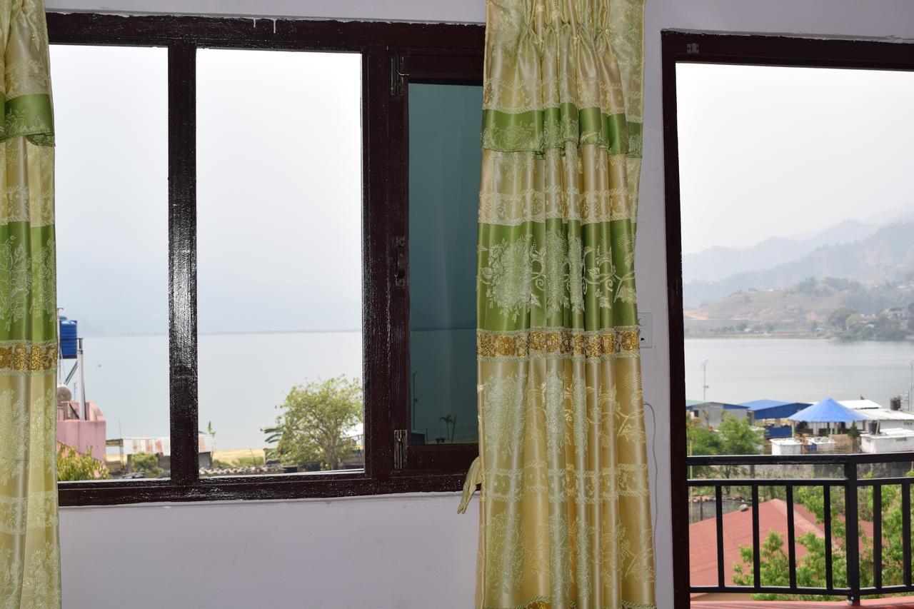 Pokhara Youth Hostel Екстер'єр фото