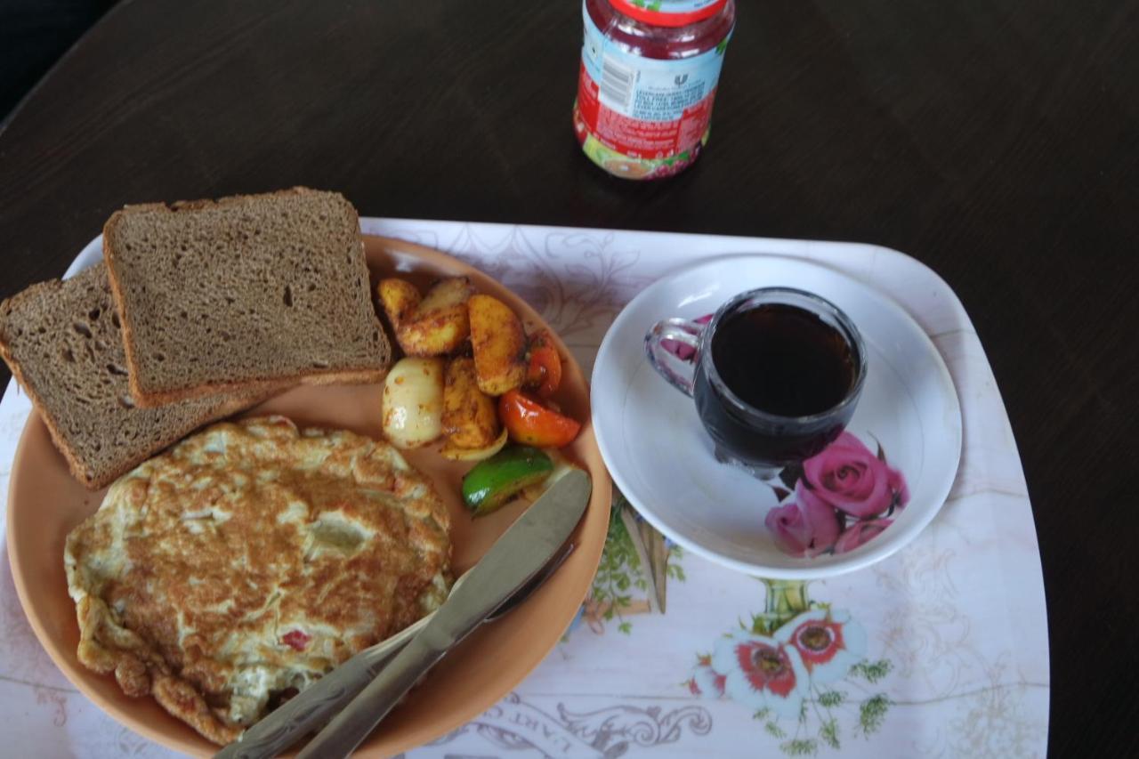 Pokhara Youth Hostel Екстер'єр фото