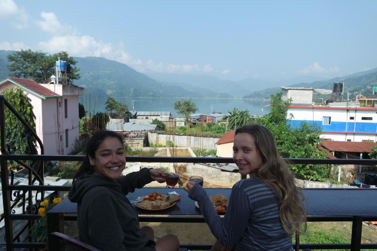 Pokhara Youth Hostel Екстер'єр фото