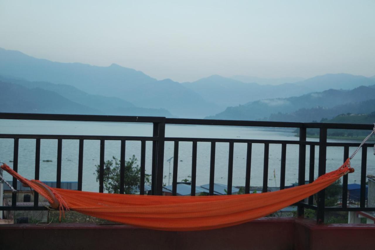 Pokhara Youth Hostel Екстер'єр фото