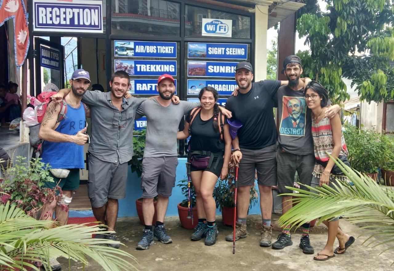 Pokhara Youth Hostel Екстер'єр фото