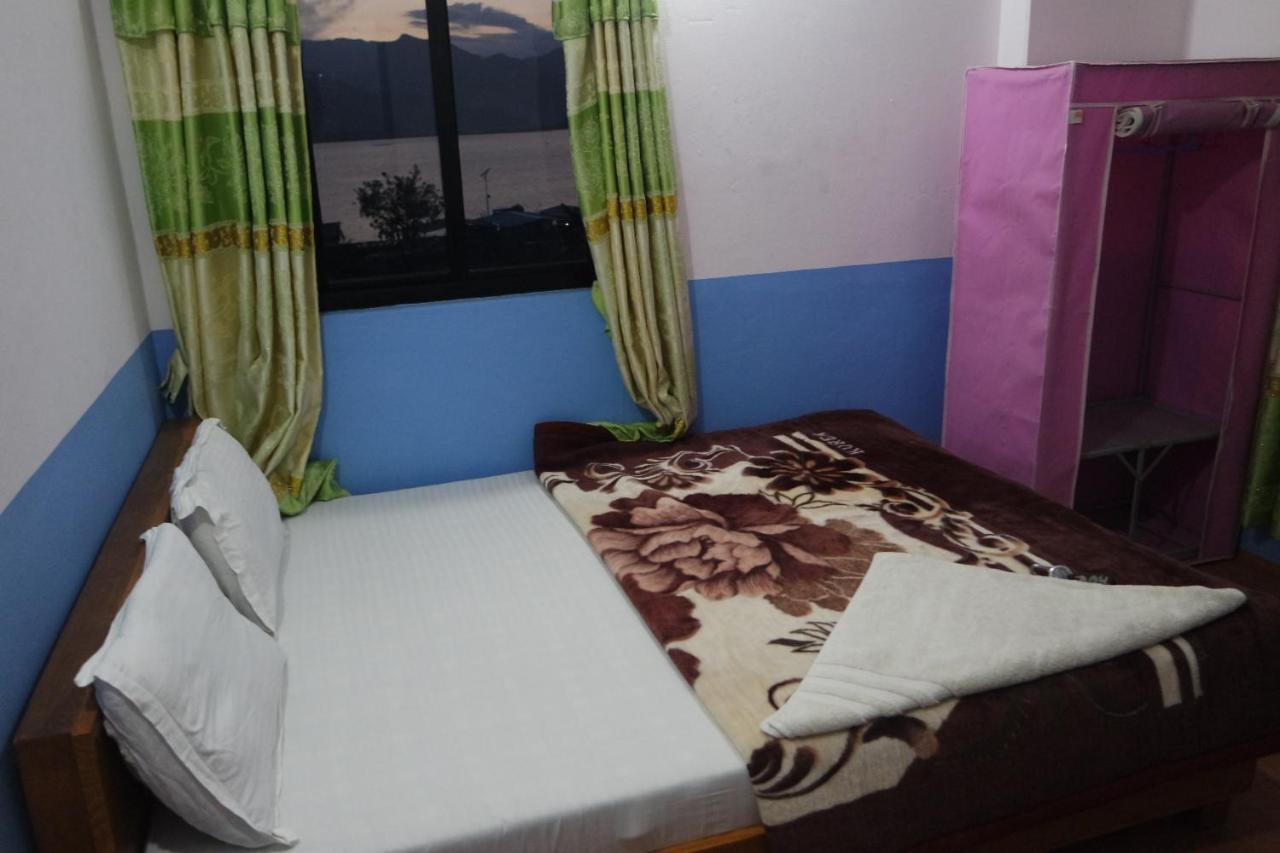 Pokhara Youth Hostel Екстер'єр фото