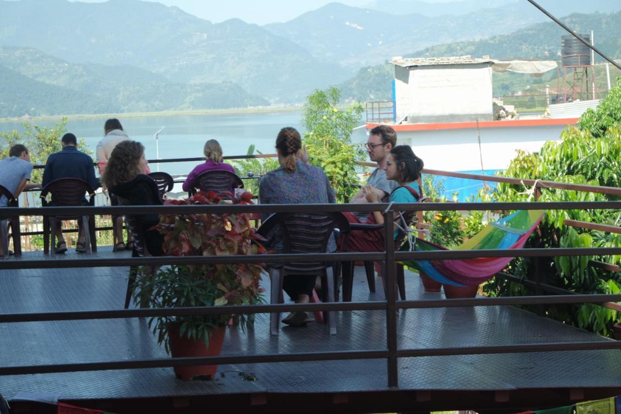 Pokhara Youth Hostel Екстер'єр фото