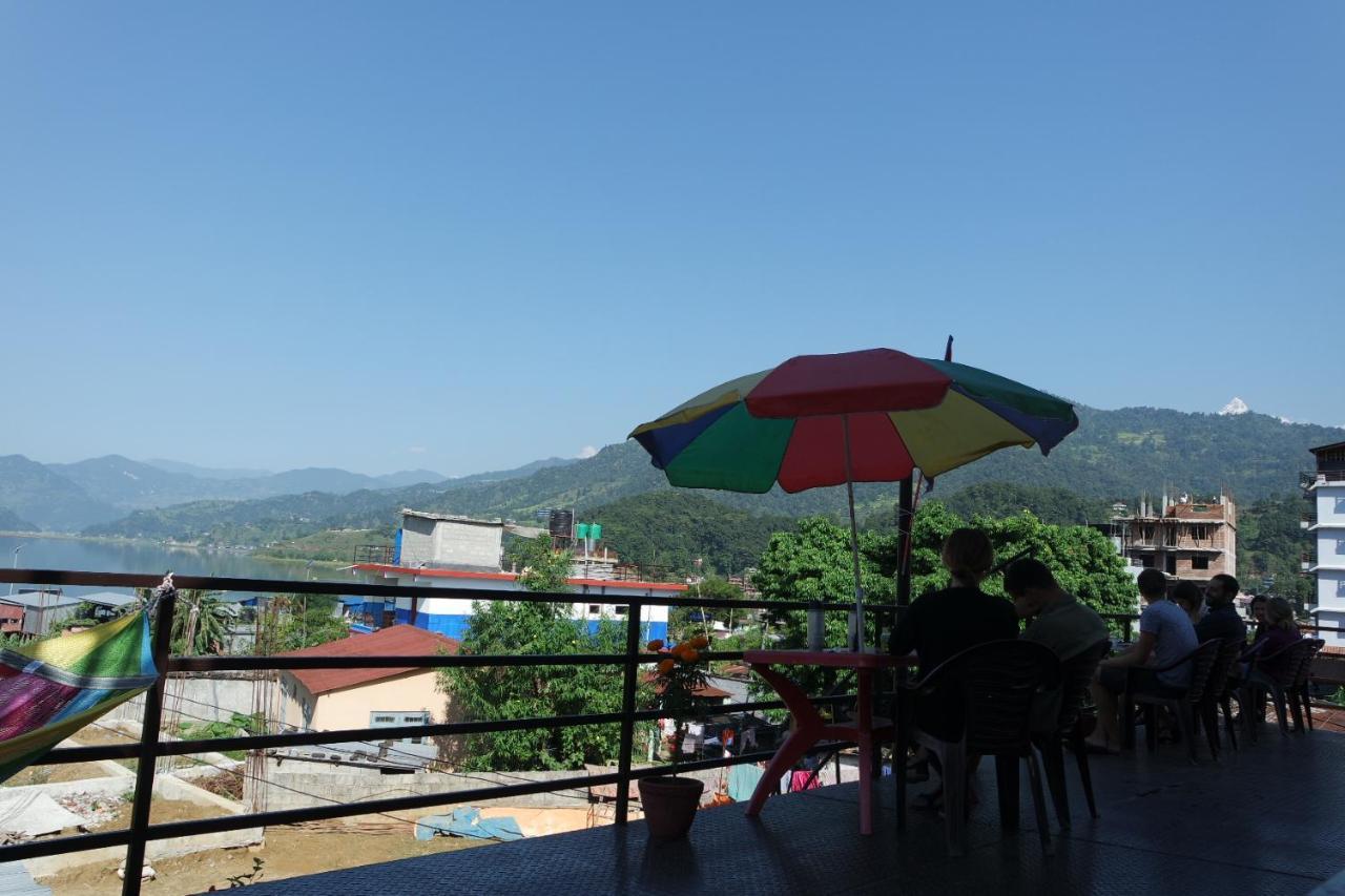 Pokhara Youth Hostel Екстер'єр фото