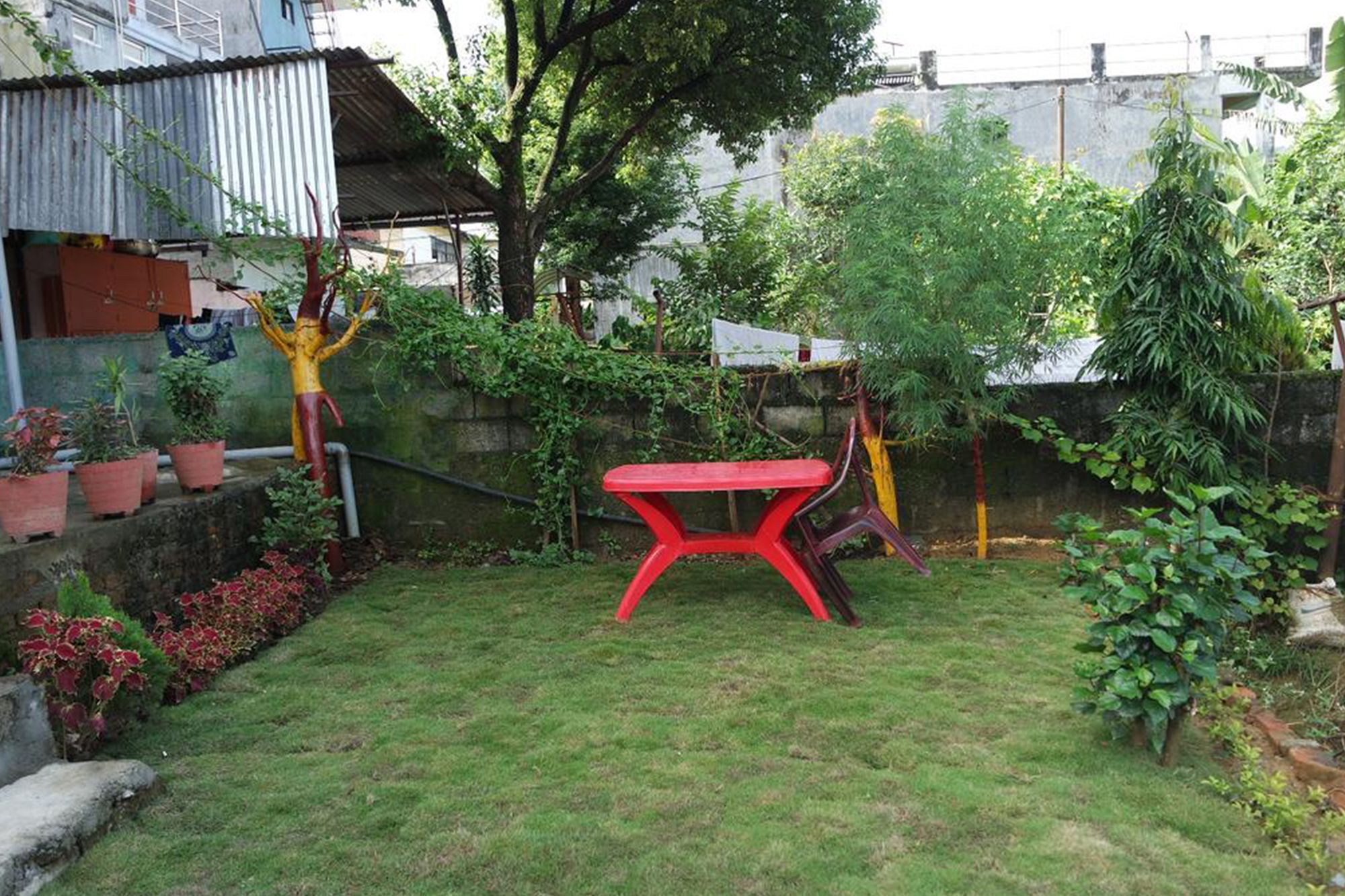 Pokhara Youth Hostel Екстер'єр фото
