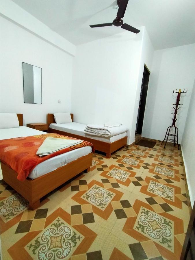 Pokhara Youth Hostel Екстер'єр фото