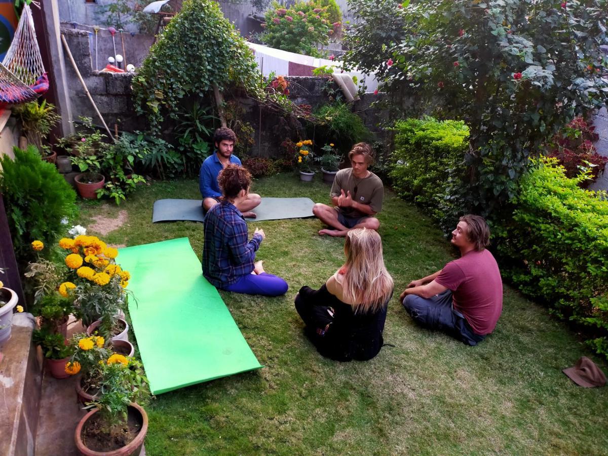 Pokhara Youth Hostel Екстер'єр фото