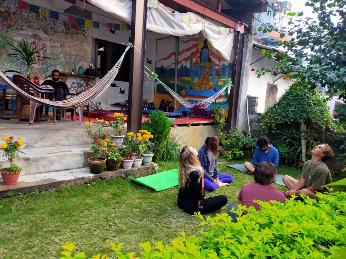 Pokhara Youth Hostel Екстер'єр фото